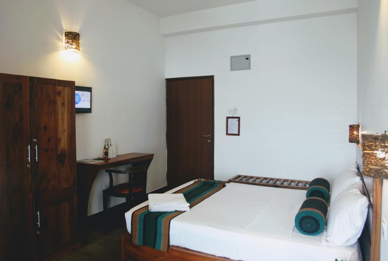 Bay Vista Hotel อารูกัมเบย์ ภายนอก รูปภาพ